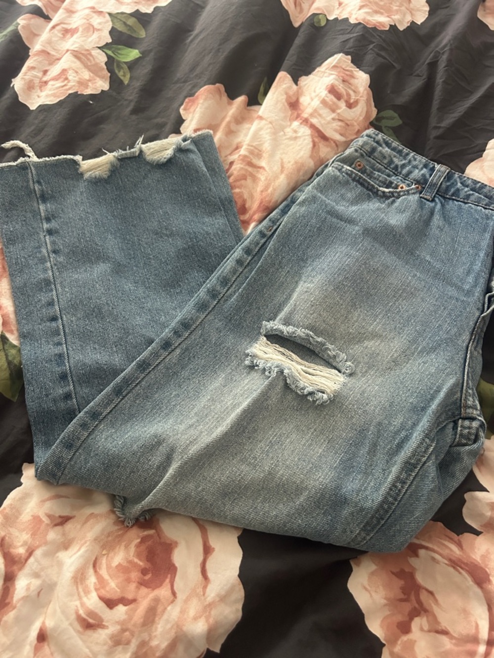 Vanilla Star distressed jeans